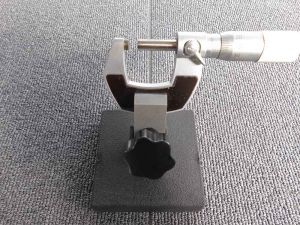 Mikrometerhalter mit Messschraube  0-25 mm MB