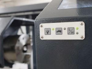 Leit und Zugspindeldrehmaschine